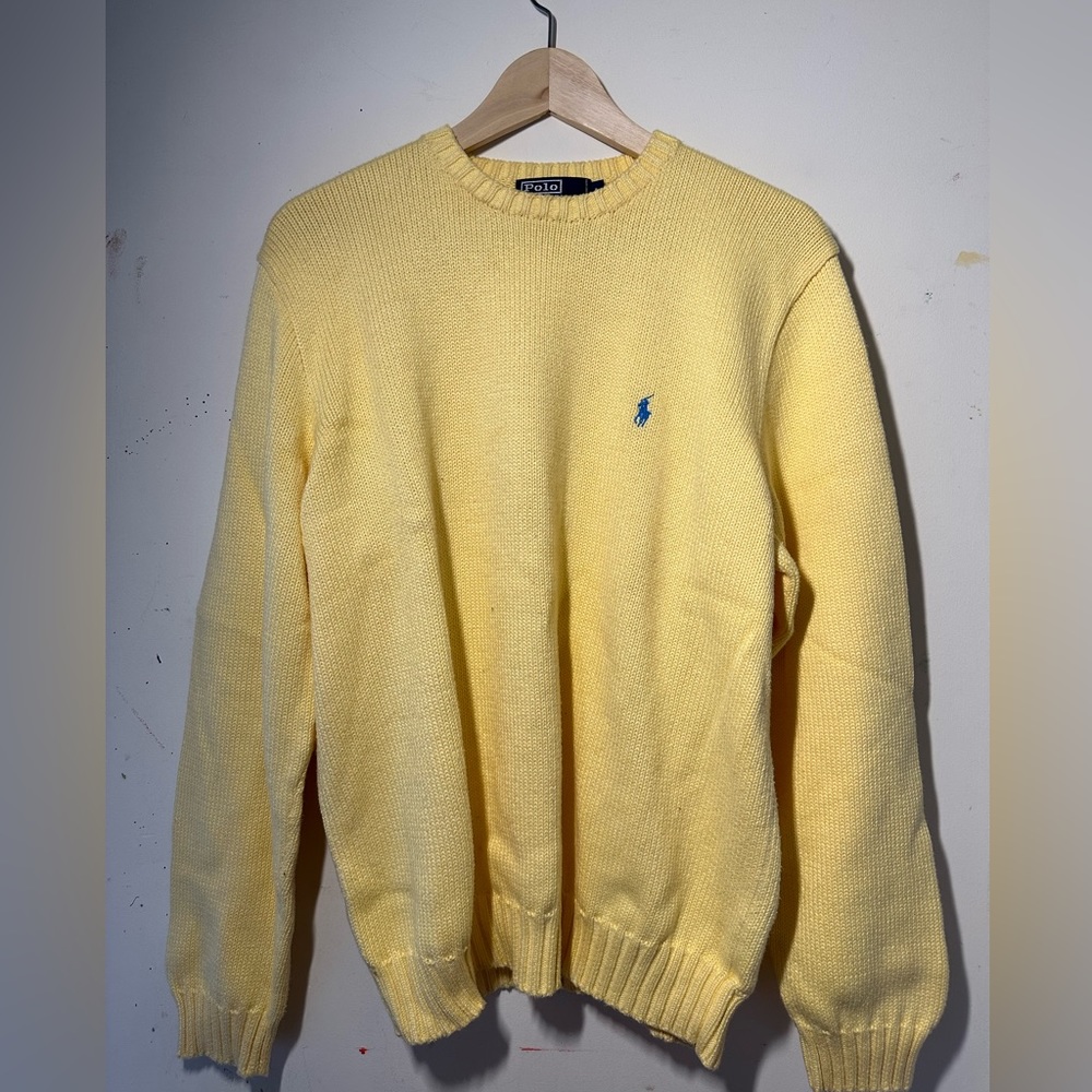 Men’s Ralph Lauren classic sweater. Yellow. Size large